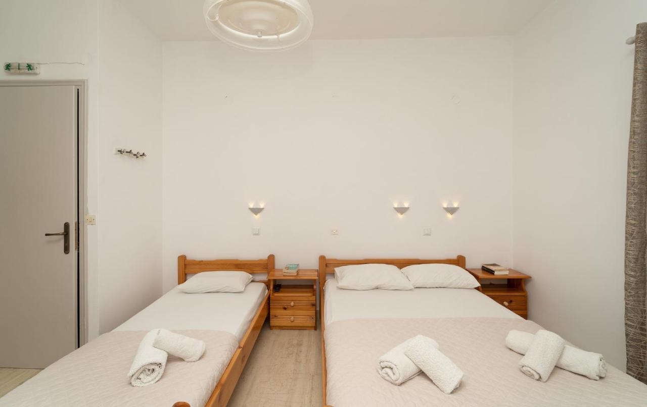 Tsimiklis Apartments Finikounta Luaran gambar