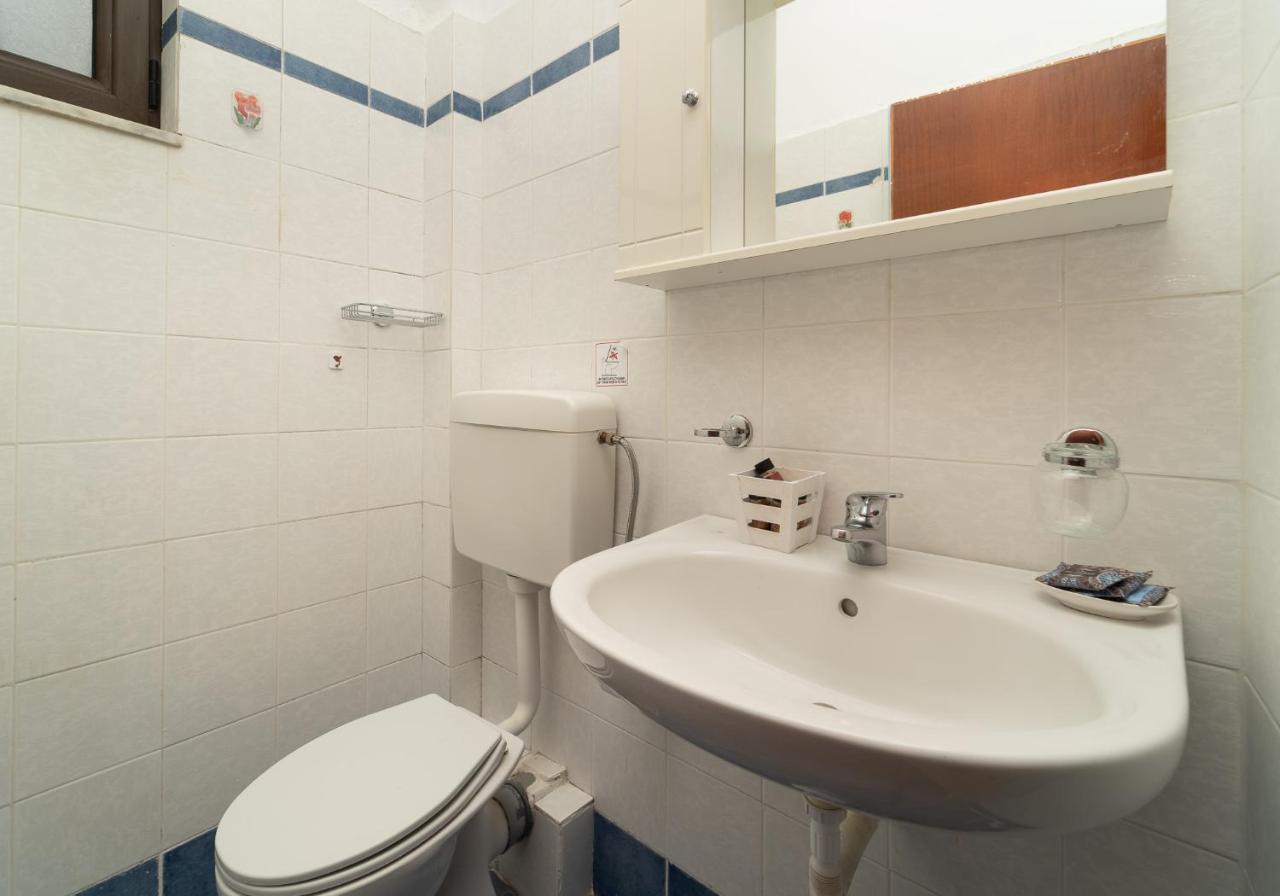 Tsimiklis Apartments Finikounta Luaran gambar