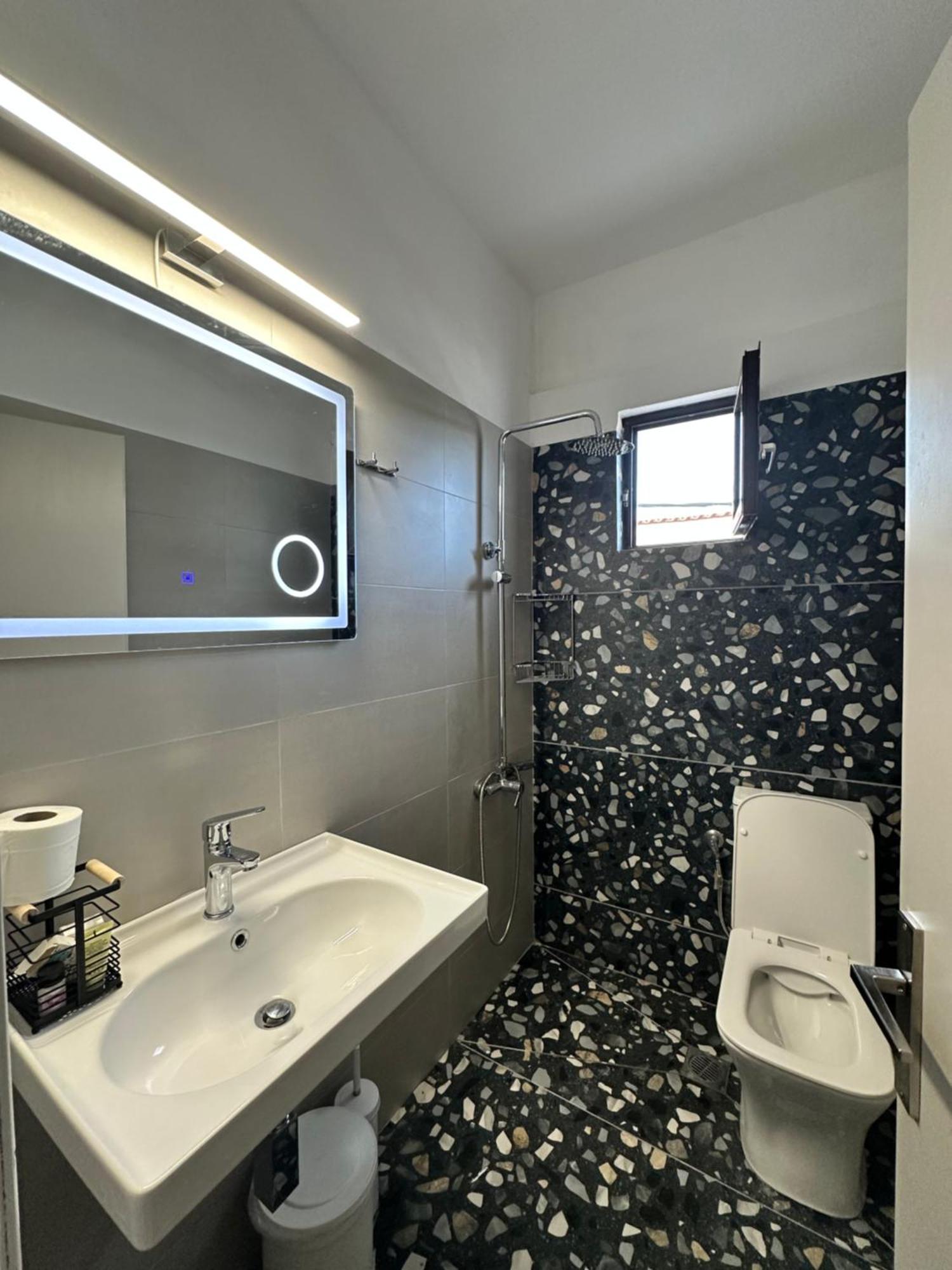 Tsimiklis Apartments Finikounta Luaran gambar