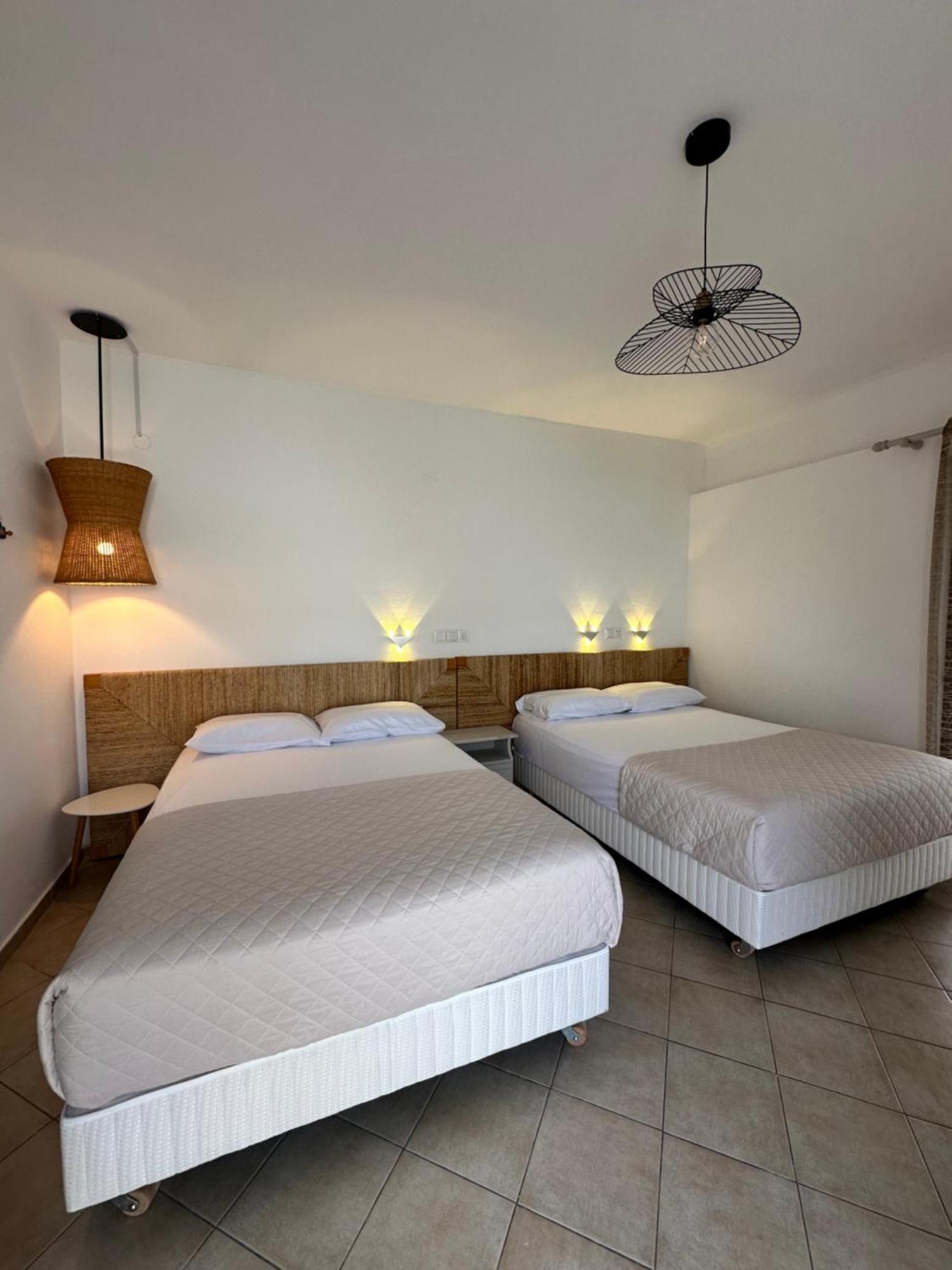 Tsimiklis Apartments Finikounta Luaran gambar